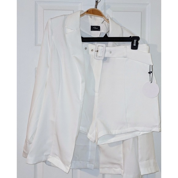 Milk & Honey White Blazer‎ and Shorts Set Chic Belted High Waist Medium NWT - Picture 4 of 12